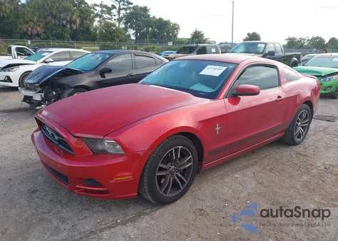 2013 Ford Mustang V6 Premium from USA, damaged, VIN 1ZVBP8AM5D5277947